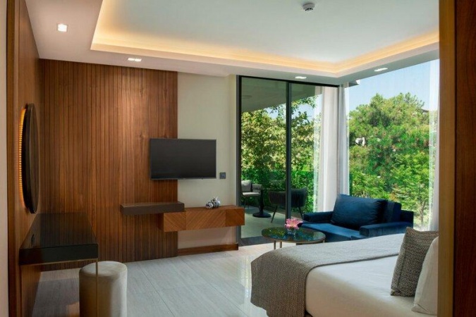 Superior Garden Room